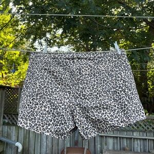 abercrombie cheetah dad shorts